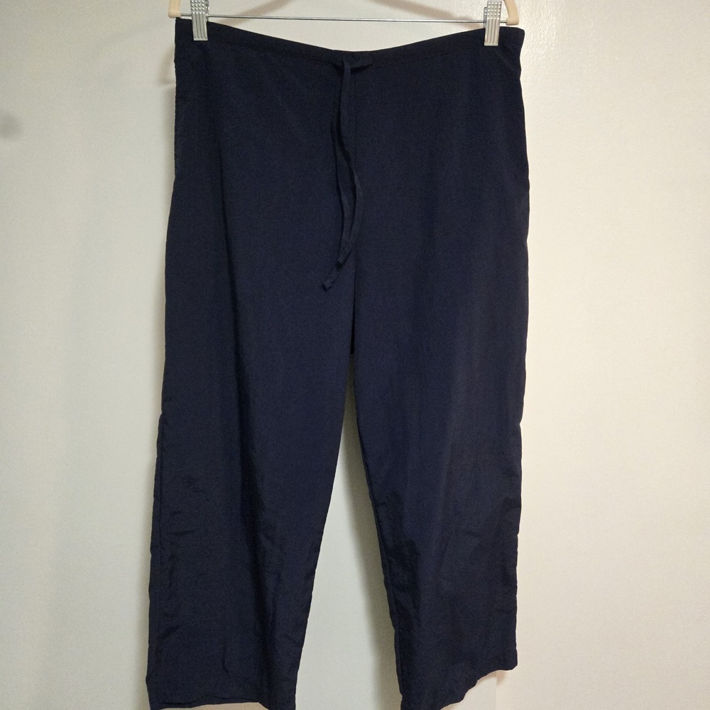 L.L. Bean Women's Size Large Navy Blue Activewear Hiking Pants Nylon 33x23 TN53